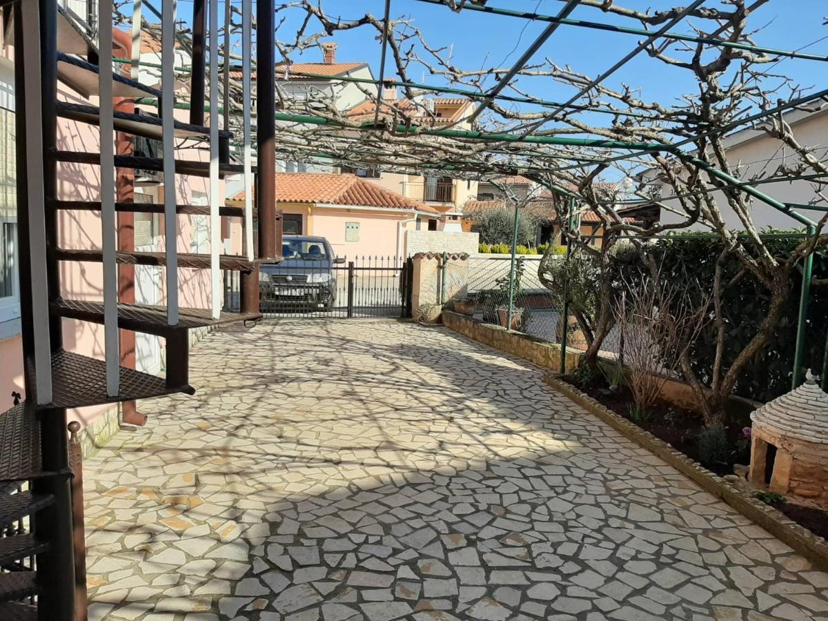 Hukic A2 And A1 Apartment Fažana Exterior foto